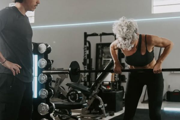 Should You Join a Gym or Hire a Personal Trainer in Tampa